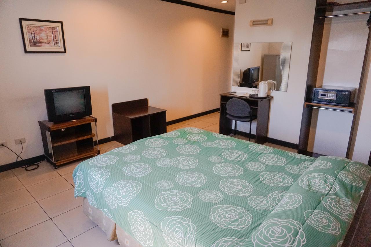 Crowne Garden Hotel Cebu Kültér fotó