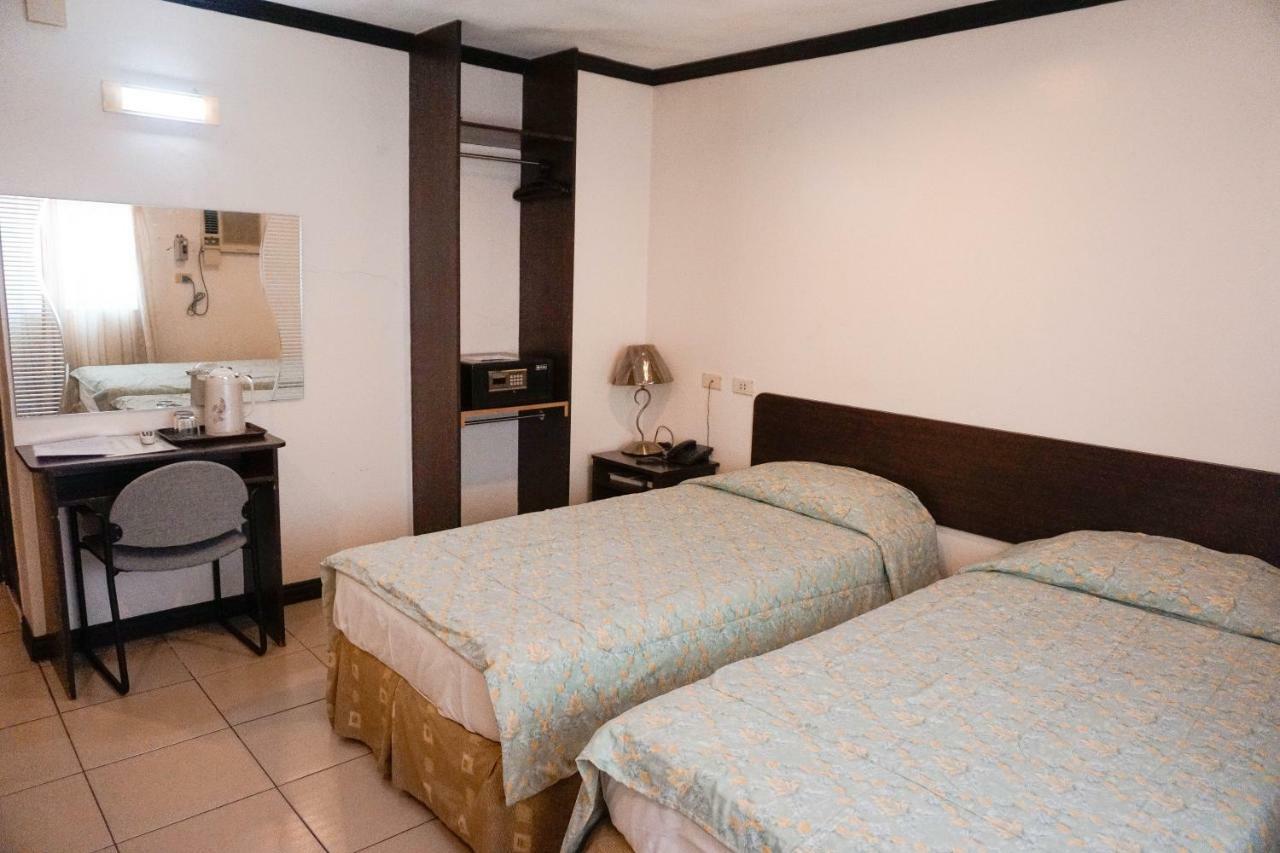 Crowne Garden Hotel Cebu Kültér fotó